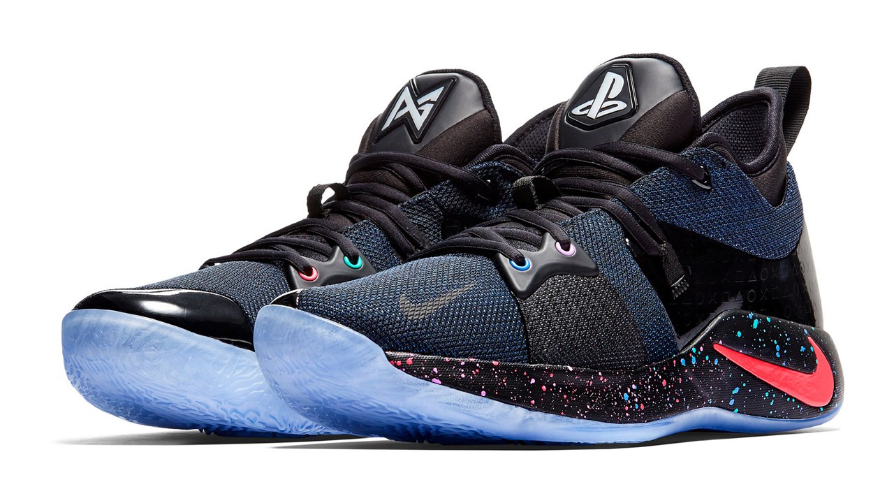 Nike PG-2 PlayStation 鞋专为终极粉丝打造